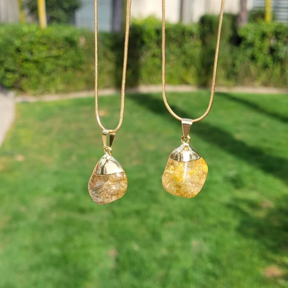 Quartz Crackle Crystal Pendants - Picture 4 of 7